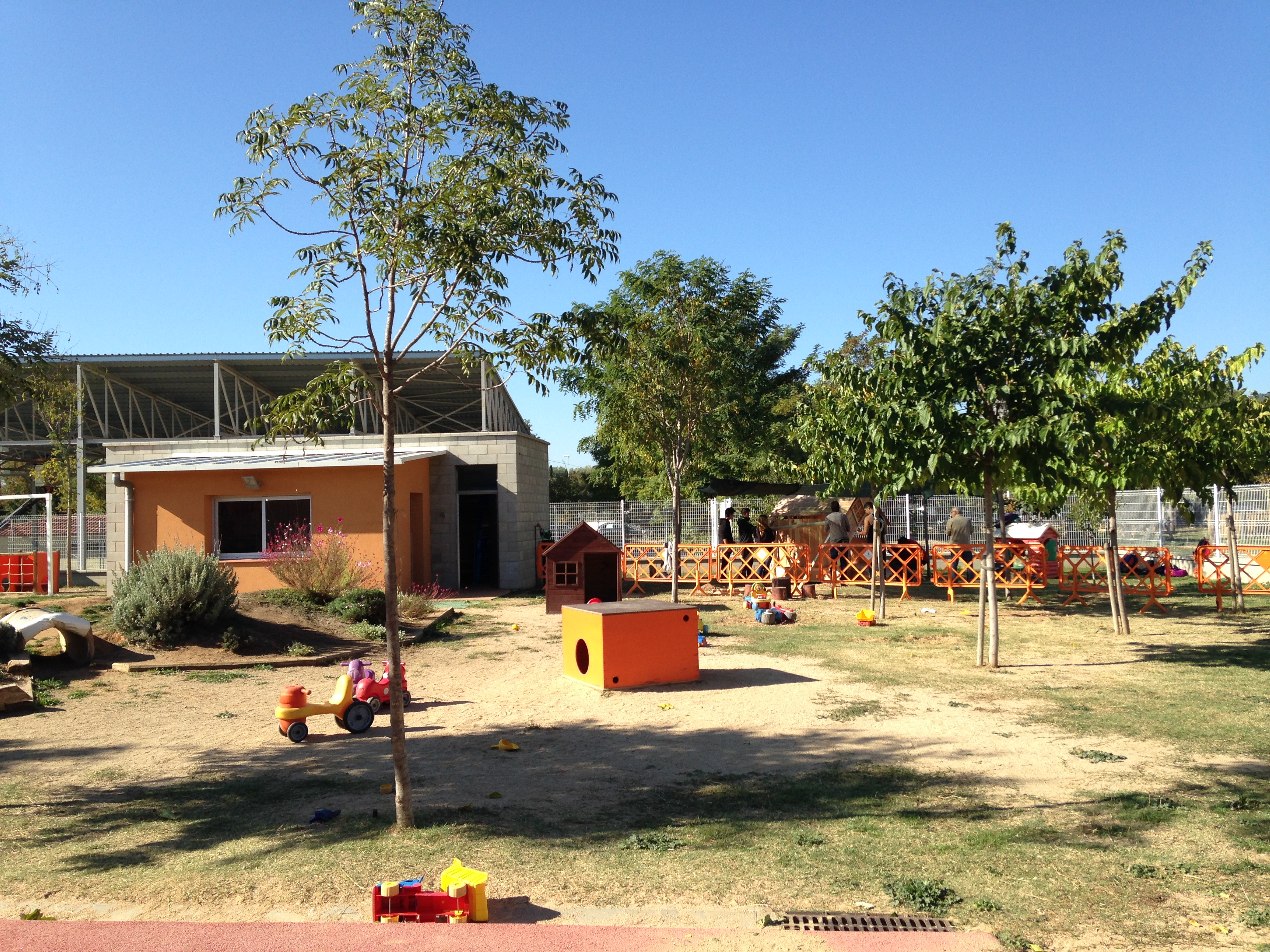 Llistes d'infants admesos a l'Escola Bressol Municipal Les Caliues