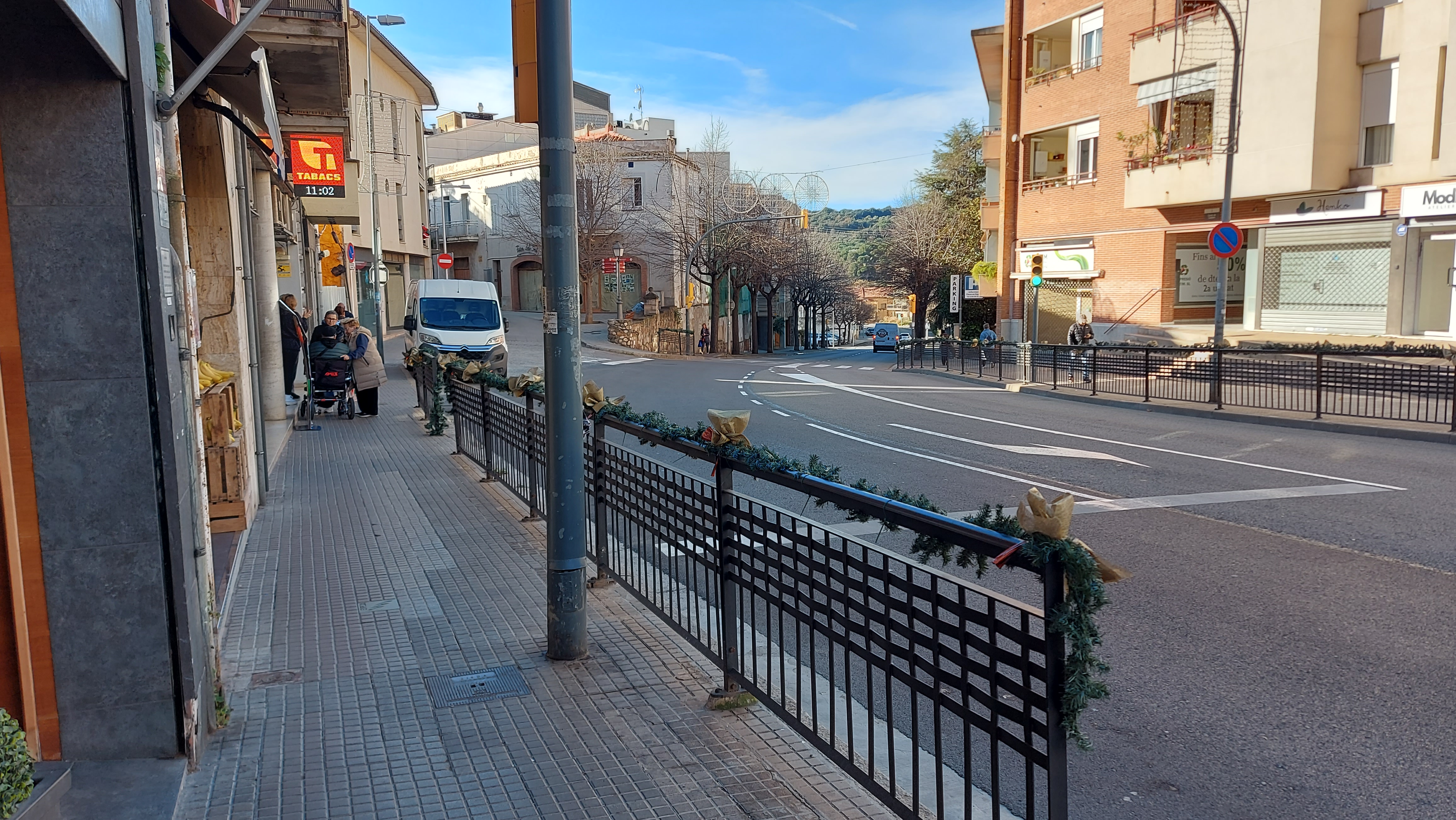 Ampliació de vorera al carrer Calàbria