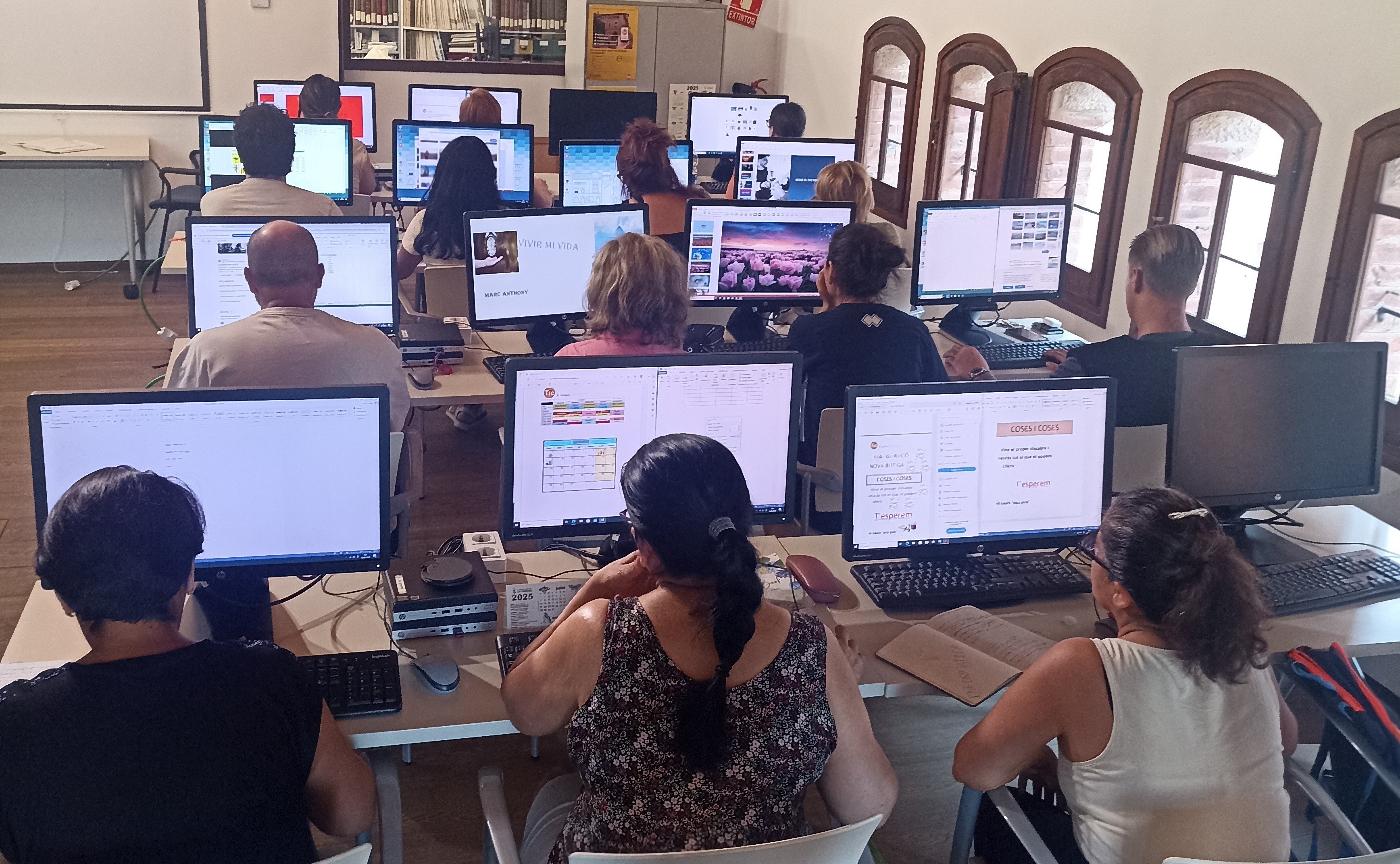 Tornen els cursos del Punt TIC
